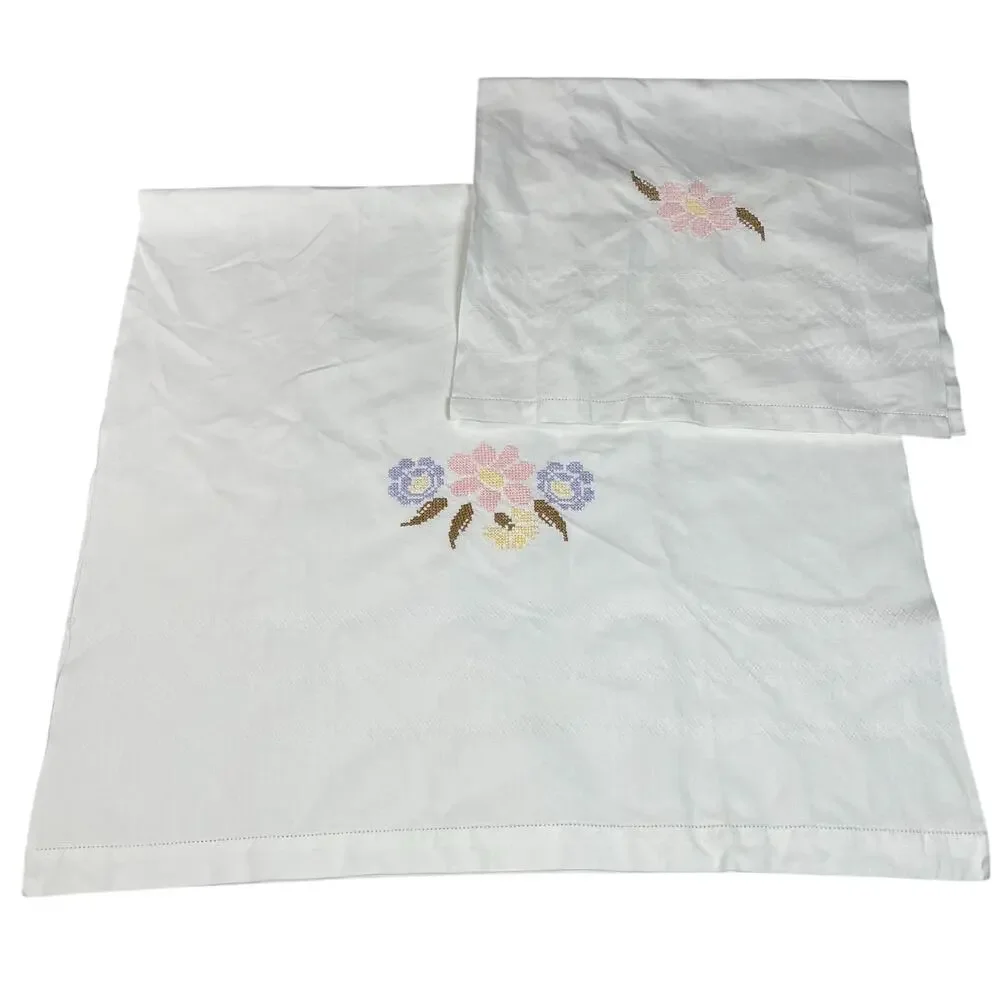 Embroidered Cotton White Table Runners‎ Set of Two 14”x27” & 22.5”x42.5” Cottage